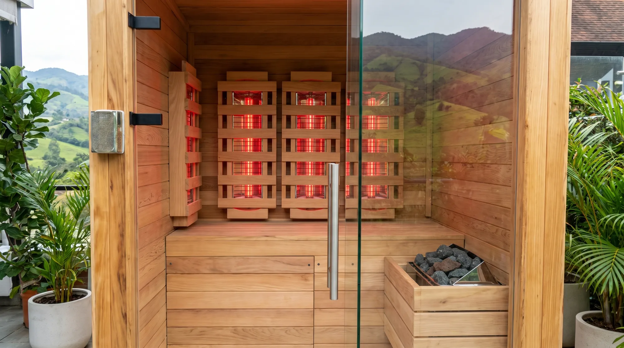 Interior de sauna infrarroja híbrida con banca y lámparas