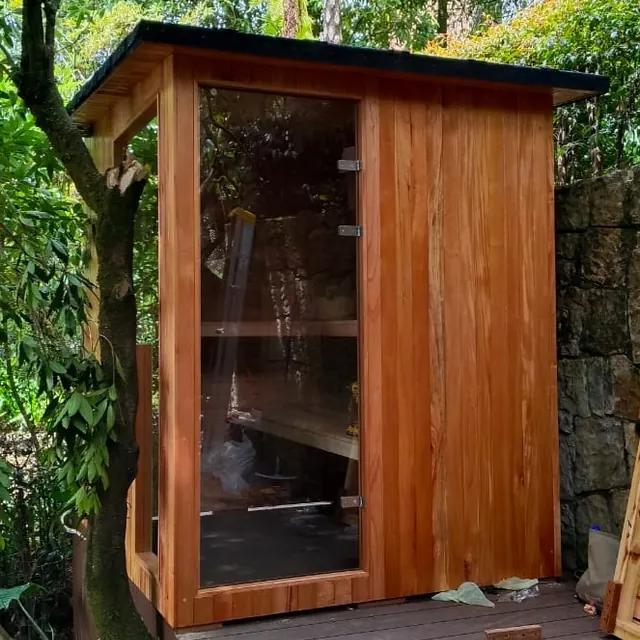 Vista del proyecto Sauna Cabina Exterior en Cedro, 4-6 personas