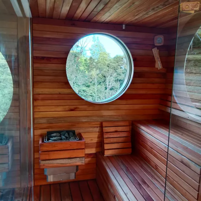 Vista del proyecto Sauna Finlandesa Interior en Cedro